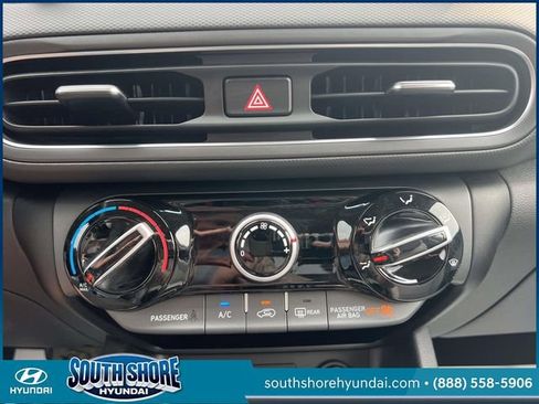 Certified 2023 Hyundai Kona SEL AWD/4WD image 29