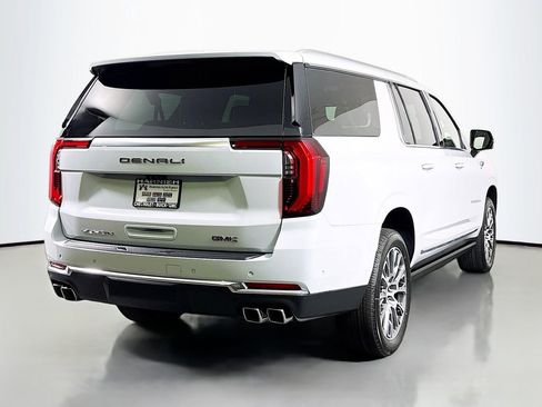 New 2026 GMC Yukon XL Denali AWD/4WD image 7