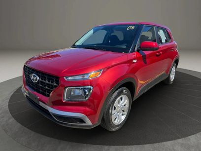 Used 2025 Hyundai Venue SE