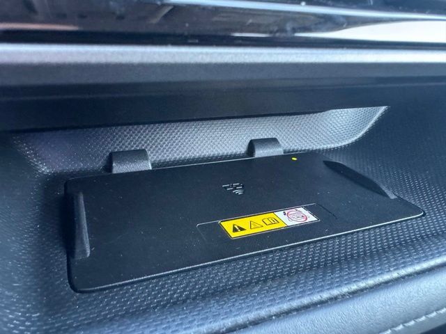Used 2023 Toyota Highlander XLE FWD image 31