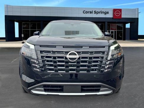 New 2026 Nissan Pathfinder Platinum image 8