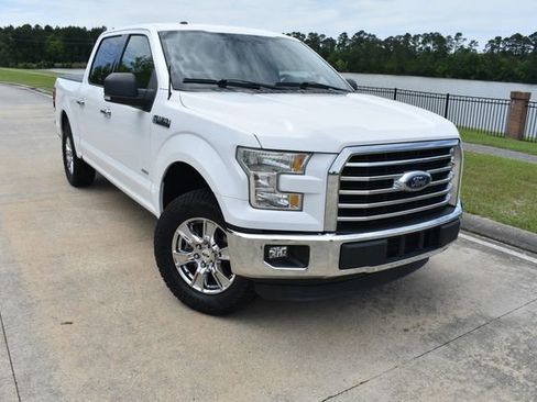 Used 2015 Ford F150 XLT w/ Equipment Group 302A Luxury RWD image 7