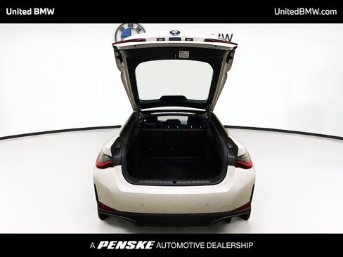 Used 2023 BMW i4 eDrive40 RWD image 14