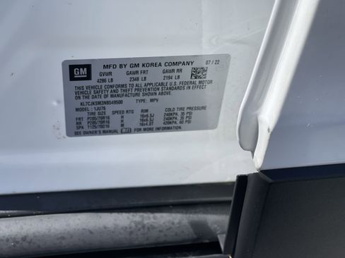 Used 2022 Chevrolet Trax LS w/ Tint and Cruise Package image 35