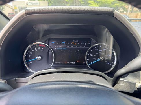 Used 2019 Ford F250 Lariat AWD/4WD image 23