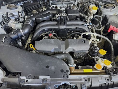 Used 2017 Subaru Forester 2.5i Limited image 39