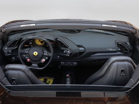Used 2016 Ferrari 488 Spider RWD image 5