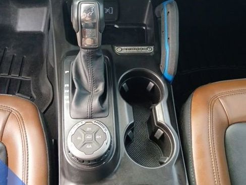 Used 2022 Ford Bronco Outer Banks AWD/4WD image 18