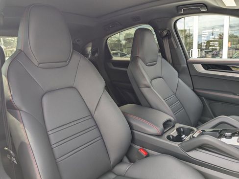 New 2026 Porsche Cayenne S image 26