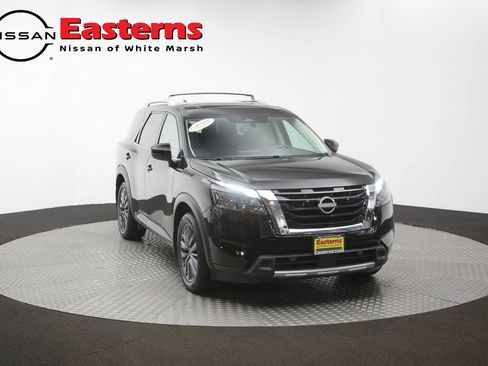 Used 2025 Nissan Pathfinder SL w/ SL Premium Package AWD/4WD image 53