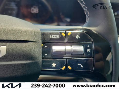 New 2026 Kia Sorento EX FWD image 25