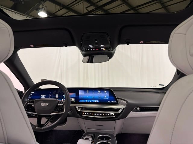 Used 2024 Cadillac Lyriq Luxury RWD image 28
