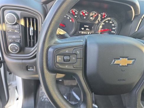 Used 2023 Chevrolet Silverado 1500 Custom image 9