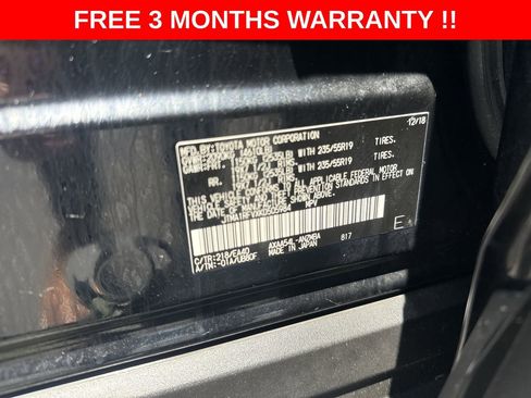 Used 2019 Toyota RAV4 XLE Premium w/ All Weather Liner Package AWD/4WD image 29