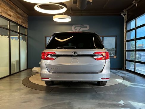 Used 2024 Honda Odyssey EX-L image 4