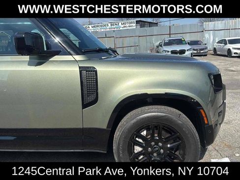 Used 2022 Land Rover Defender 90 X-Dynamic S AWD/4WD image 2