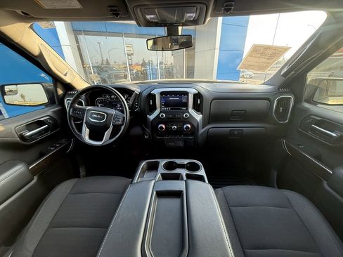 Used 2020 GMC Sierra 1500 Elevation w/ Elevation Value Package image 17