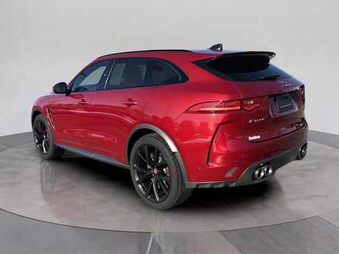 Used 2020 Jaguar F-PACE SVR image 3