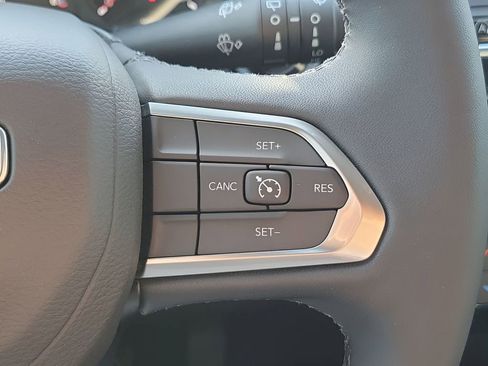 New 2026 Jeep Compass Latitude AWD/4WD image 34