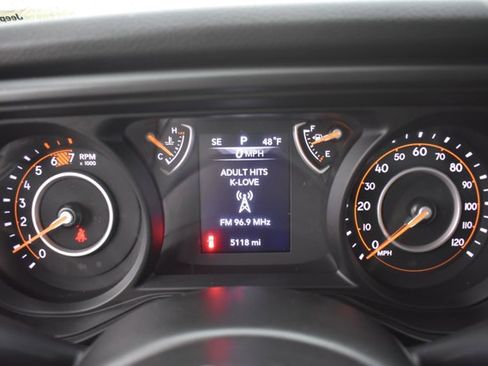 Used 2025 Jeep Wrangler Sport image 20