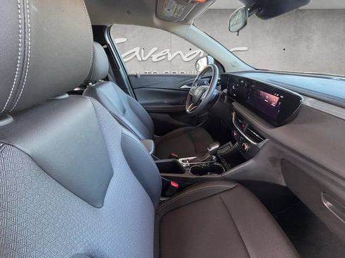 Used 2025 Buick Encore GX Preferred FWD image 30