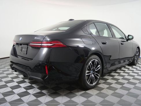 Certified 2026 BMW 530i image 3