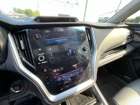 Used 2020 Subaru Outback Limited image 21