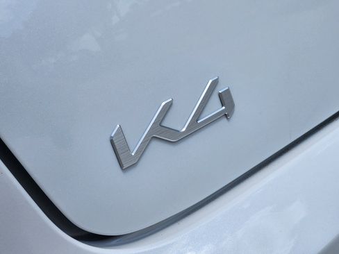 New 2026 Kia K4 GT-Line Turbo image 8