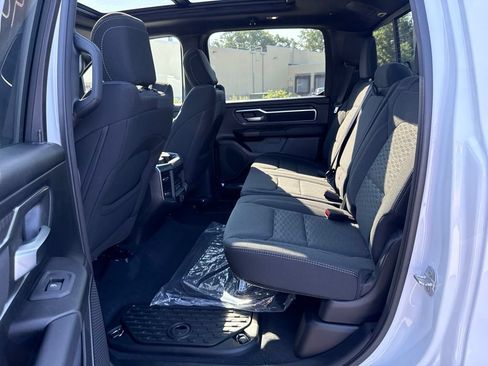 New 2026 RAM 1500 Big Horn AWD/4WD image 21
