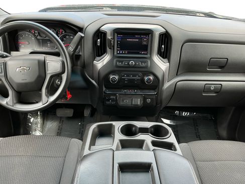 Used 2020 Chevrolet Silverado 1500 Custom w/ Custom Value Package AWD/4WD image 10