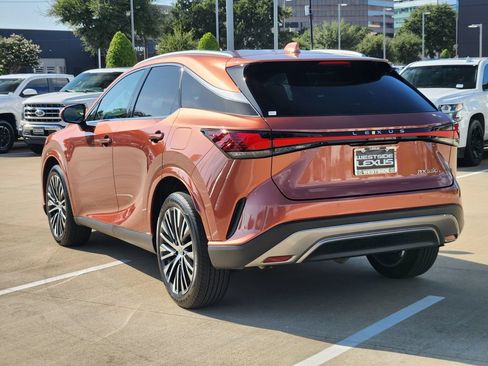 Used 2023 Lexus RX 350 Premium Plus w/ Cold Area Package FWD image 5