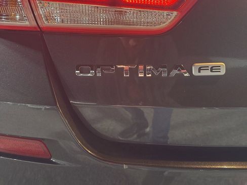 Used 2020 Kia Optima LX image 11