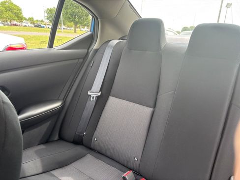 Used 2025 Nissan Sentra SV FWD image 37