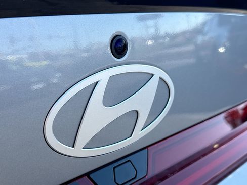 New 2026 Hyundai Elantra SEL Sport Premium image 11