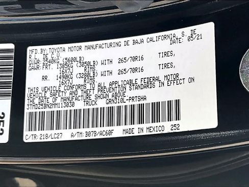 Used 2021 Toyota Tacoma TRD Off-Road w/ TRD Premium Off Road Package AWD/4WD image 12