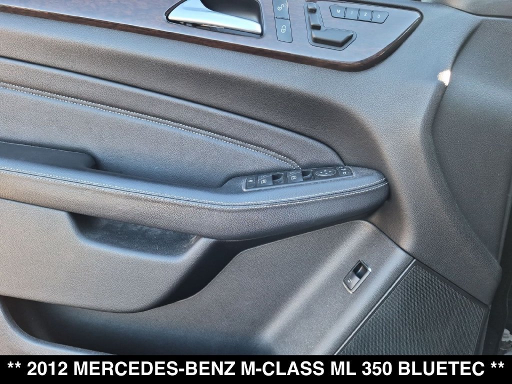 Used 2012 Mercedes-Benz ML 350 BlueTEC 4MATIC image 26