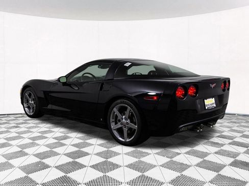 Used 2007 Chevrolet Corvette Coupe image 11