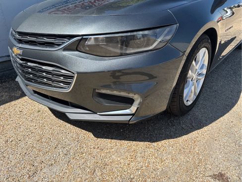 Used 2016 Chevrolet Malibu LT image 10