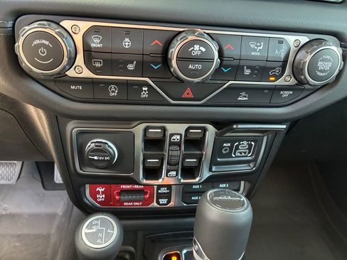 New 2026 Jeep Gladiator Rubicon AWD/4WD image 11