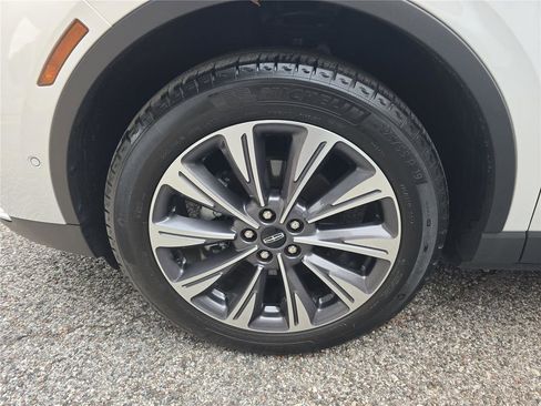 Used 2022 Lincoln Corsair Reserve w/ Elements Package image 12