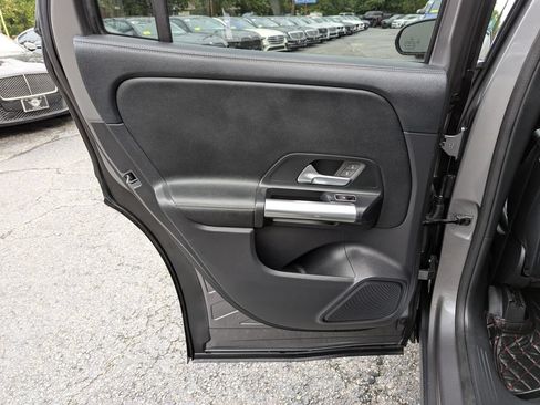 Used 2021 Mercedes-Benz GLA 250 4MATIC image 37