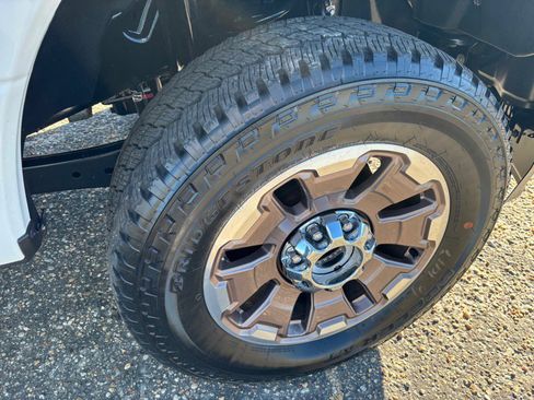 Used 2021 Ford F250 XLT w/ XLT Value Package image 19