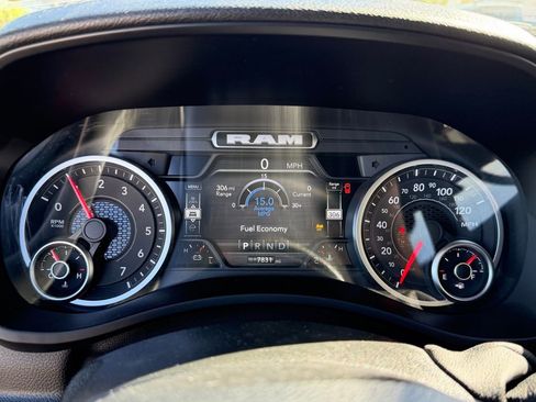 Used 2025 RAM 2500 Big Horn image 25