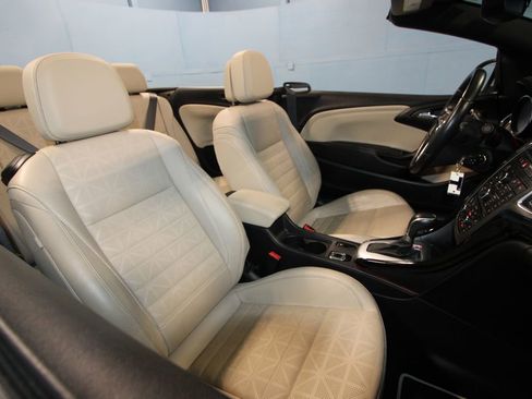 Used 2019 Buick Cascada Premium FWD image 20