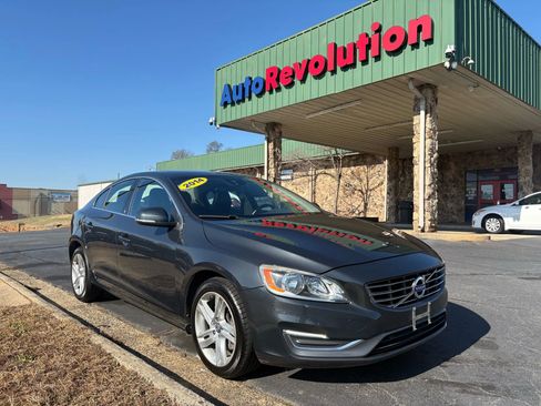 Used 2014 Volvo S60 T5 image 1