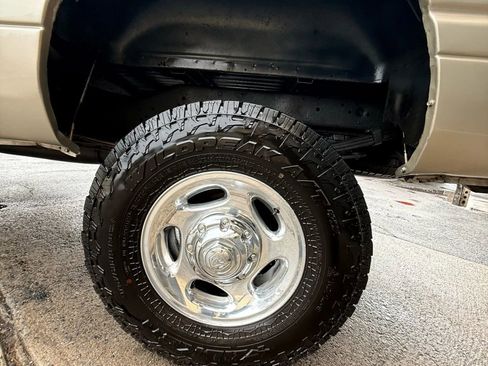 Used 2002 Dodge Ram 2500 Truck 4x4 Quad Cab image 14