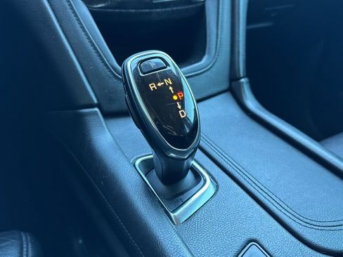 Used 2017 Cadillac XT5 Luxury image 10