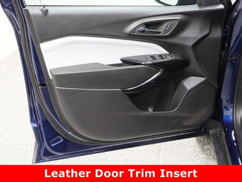 Used 2024 Chevrolet Trax LT w/ Driver Confidence Package image 12