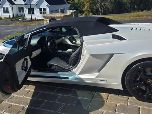 Used 2011 Lamborghini Gallardo LP 560-4 image 7