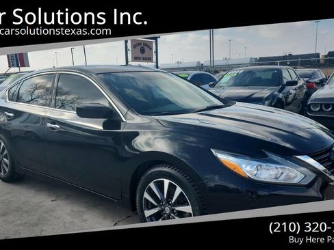 Used 2017 Nissan Altima 2.5 SV FWD image 1